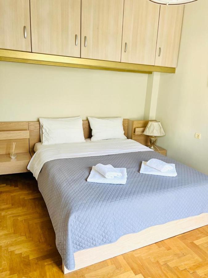 Neoclassical 2Bed In Kallimarmaro Ateny Zewnętrze zdjęcie