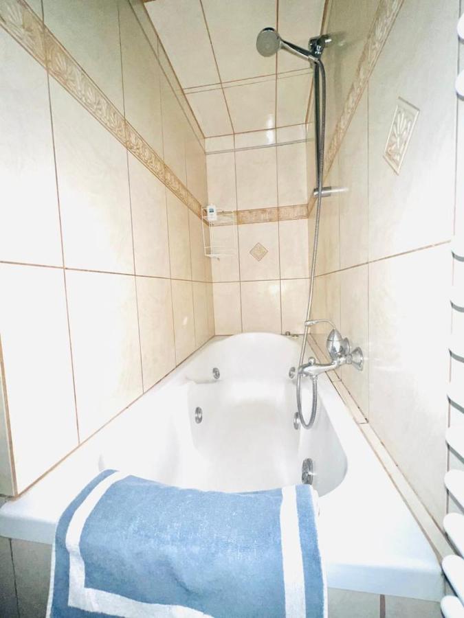 Neoclassical 2Bed In Kallimarmaro Ateny Zewnętrze zdjęcie